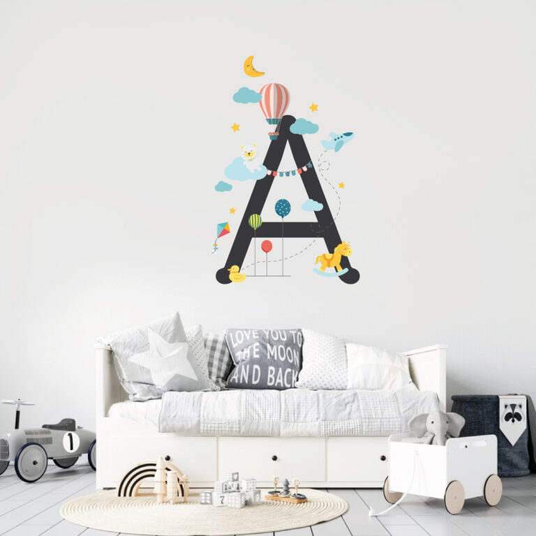 Spalvoti lipdukai vaiku kambario dekorui